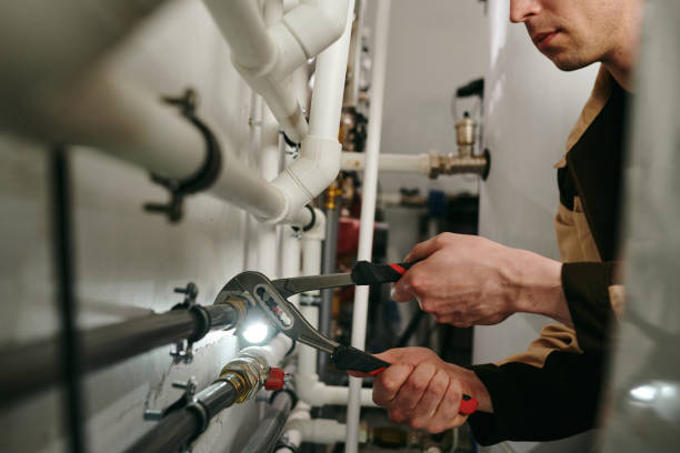 Best Clogged Drain Plumber  in Lindenhurst, NY